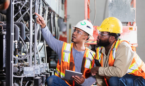 Best Local Electrician Companies  in Delft Colony, CA