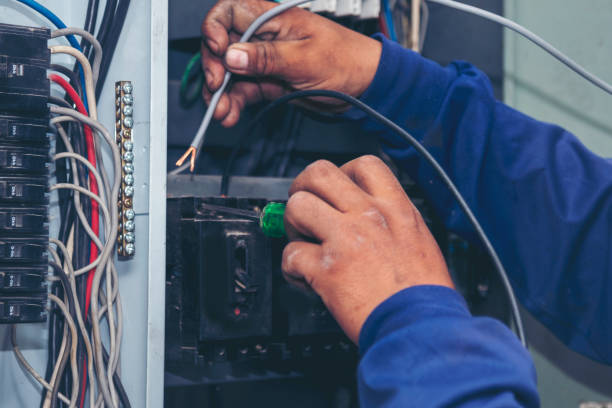 Best Affordable Emergency Electrician  in Delft Colony, CA